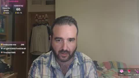 curiosillo1983 online show from 12, 10, 2025