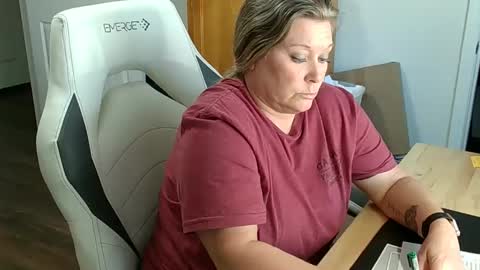 curious couple online show from 4, 2, 2025