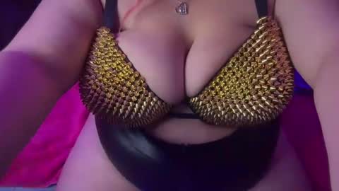 Kay online show from 9, 1, 2025