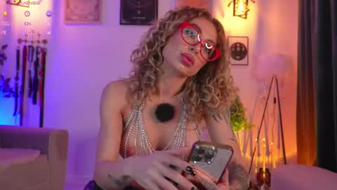 Natasha online show from 3, 12, 2025