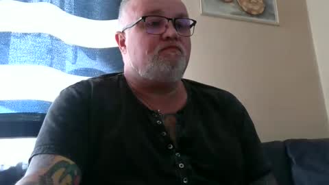 Snapshot of curtus14 chatting on 18, 4, 2026 curtus14 online show from 18, 4, 2026