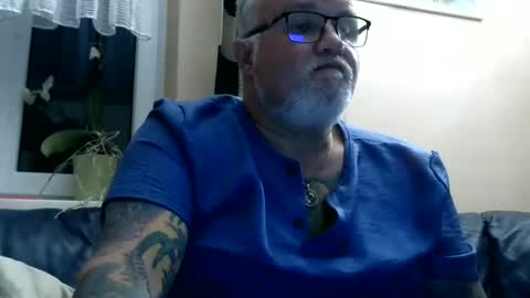 Snapshot of curtus14 chatting on 16, 6, 2026 curtus14 online show from 16, 6, 2026