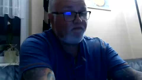 Snapshot of curtus14 chatting on 10, 7, 2026 curtus14 online show from 10, 7, 2026