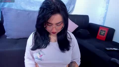 A online show from 4, 11, 2025