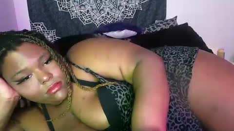 Snapshot of curvybcelinemixe chatting on 13, 2, 2025 Cline  online show from 13, 2, 2025