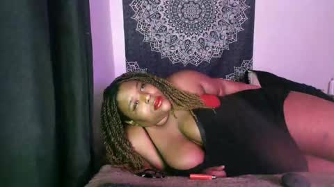 Snapshot of curvybcelinemixe chatting on 23, 2, 2025 Cline  online show from 23, 2, 2025