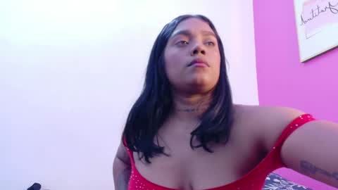 curvybrunnete online show from 22, 12, 2025