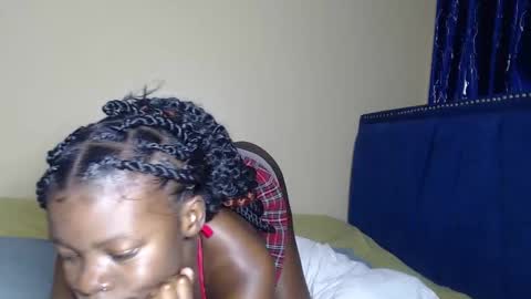 curvyjoan online show from 9, 11, 2025