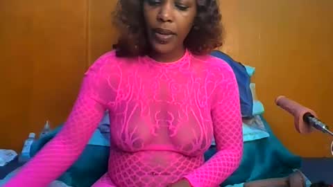 Snapshot of curvylyin chatting on 11, 5, 2026 curvylyin online show from 11, 5, 2026