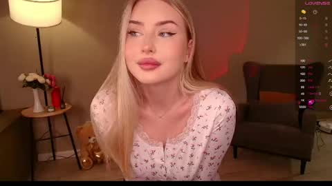 Kira  online show from 20, 5, 2026