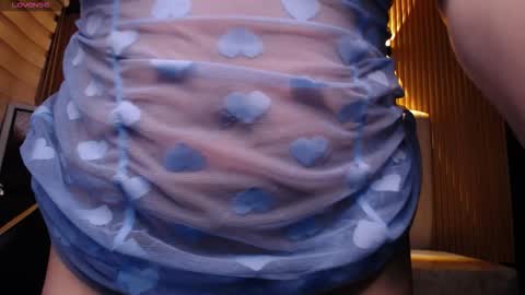 cute_angel_1 online show from 20, 11, 2025