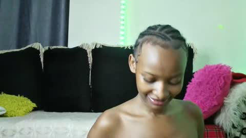 cute annah online show from 19, 12, 2024