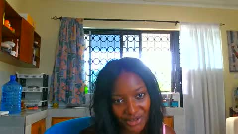 cute annah online show from 19, 5, 2026