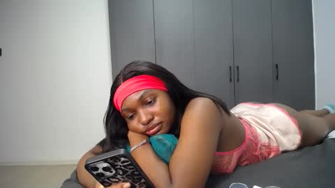 Snapshot of cute_ass18 chatting on 28, 4, 2026 Liya online show from 28, 4, 2026