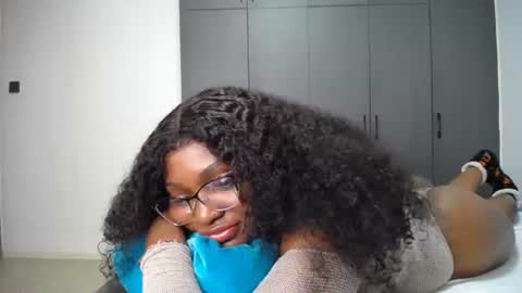 Snapshot of cute_ass18 chatting on 11, 7, 2026 Liya online show from 11, 7, 2026