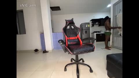 cute_boy_24cm online show from 24, 1, 2025