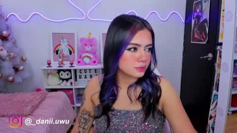 Snapshot of cute_dani__ chatting on 24, 12, 2024 Dani online show from 24, 12, 2024