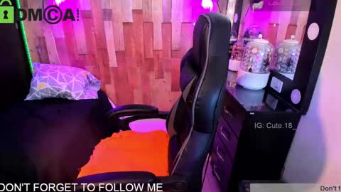    Independent Model online show from 7, 2, 2026