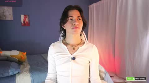 Snapshot of cute_erelis chatting on 4, 3, 2025 You Erelis  online show from 4, 3, 2025