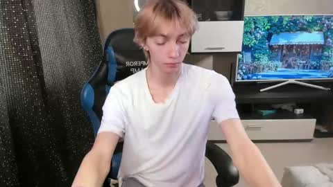 Snapshot of cute_grecha chatting on 30, 4, 2026 Grisha online show from 30, 4, 2026