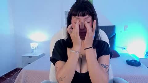 Snapshot of cute_hollywood chatting on 18, 3, 2026 Sofa online show from 18, 3, 2026