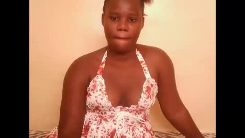 cute_latifah online show from 3, 2, 2026