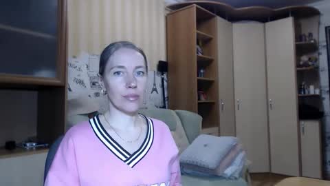 cute_lion_ online show from 31, 5, 2026