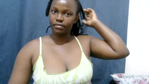 Snapshot of cute_lyn6 chatting on 29, 6, 2026 cute_lyn6 online show from 29, 6, 2026