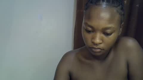Snapshot of cute_melissa1 chatting on 27, 6, 2026 cute_melissa1 online show from 27, 6, 2026