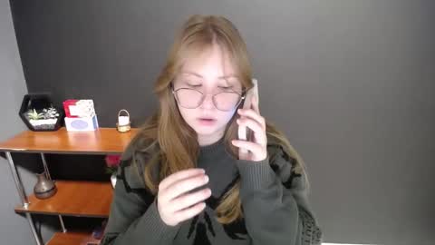 Veronica online show from 10, 2, 2025