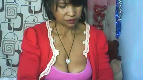 Snapshot of cute_moll chatting on 3, 7, 2026 murielle online show from 3, 7, 2026