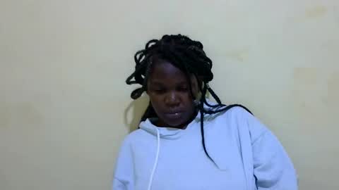Snapshot of cute_roxie chatting on 7, 12, 2024 cute_roxie online show from 7, 12, 2024
