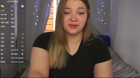Snapshot of cute_sharloti chatting on 22, 7, 2026 Sasha online show from 22, 7, 2026