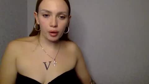 cute_shy06 online show from 1, 12, 2025