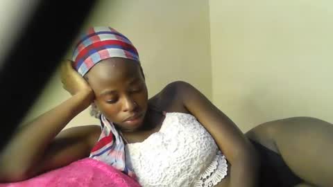 cute_sonny online show from 4, 12, 2025