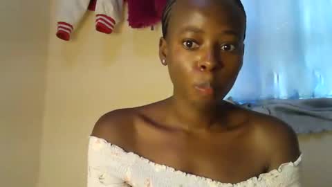 cute_sonny online show from 16, 3, 2026