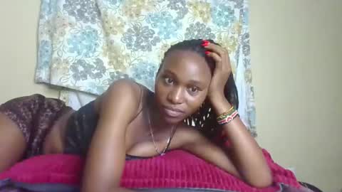 cute_tasha online show from 12, 4, 2026
