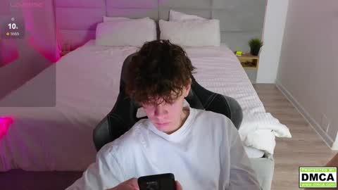 Thomas -  online show from 10, 2, 2025