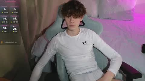Snapshot of cute_thomas chatting on 23, 4, 2026 Thomas - online show from 23, 4, 2026