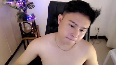 cuteasianlee online show from 1, 2, 2026