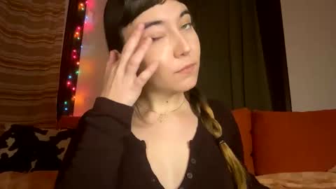 Snapshot of cuteballoonz chatting on 5, 1, 2025 Rose 3 Cute Balloons online show from 5, 1, 2025