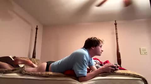 Snapshot of cuteboii29 chatting on 24, 9, 2025 cuteboii29 online show from 24, 9, 2025