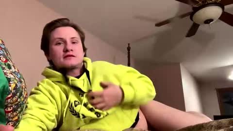 Snapshot of cuteboii29 chatting on 18, 2, 2026 cuteboii29 online show from 18, 2, 2026