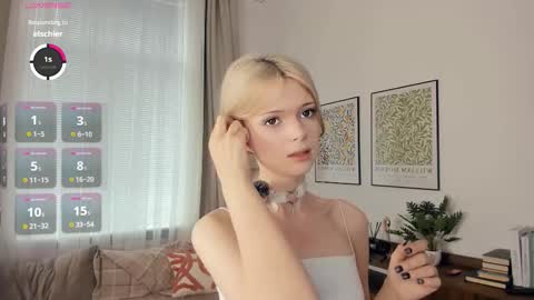 Snapshot of cutebrutality chatting on 2, 11, 2025 Alice online show from 2, 11, 2025