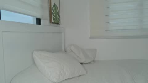 Snapshot of cutecouplereal chatting on 9, 7, 2026 Cute Couple Real online show from 9, 7, 2026