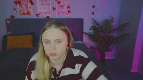 Snapshot of cutefever chatting on 25, 5, 2026 Amyy online show from 25, 5, 2026