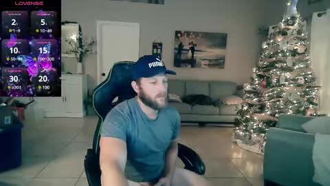 Snapshot of cutefloridaguy25 chatting on 22, 12, 2024 onlyfansSexualAriesFL online show from 22, 12, 2024