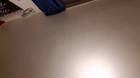 cuteguy52 online show from 2, 4, 2026