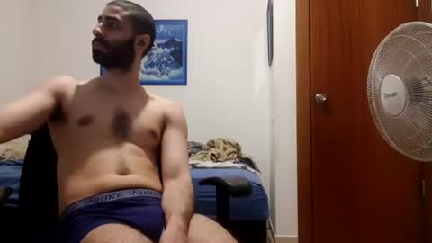 cuteguy52 online show from 22, 7, 2026