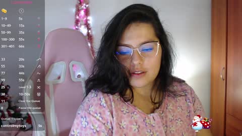 Snapshot of cutejess45 chatting on 17, 12, 2024 tell me jess   online show from 17, 12, 2024
